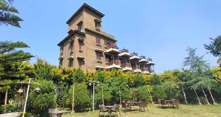 The Cliff, Dharamshala