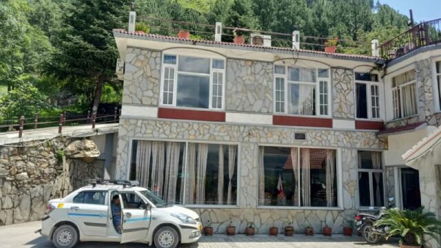 Mashoo Resorts front