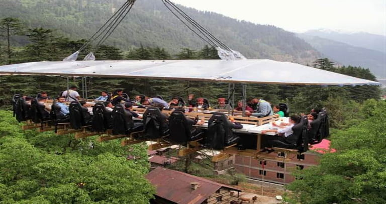 Flydining Manali