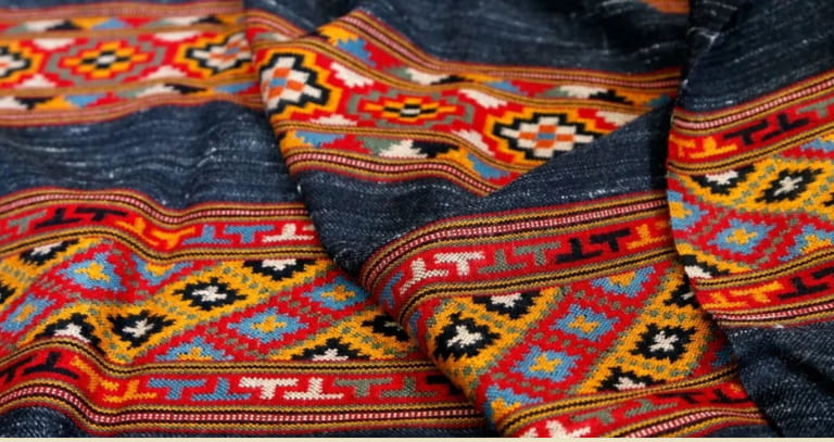 Kullu Shawls
