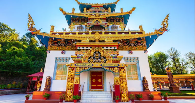 Rewalsar Monastery (Tso Pema)