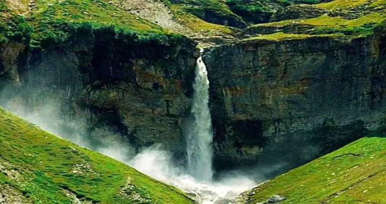 Sissu waterfall Lahul Valley
