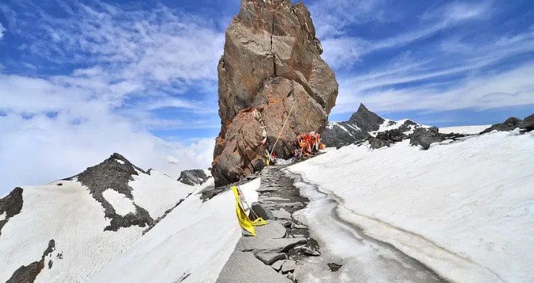 Shrikhand Mahadev Peak