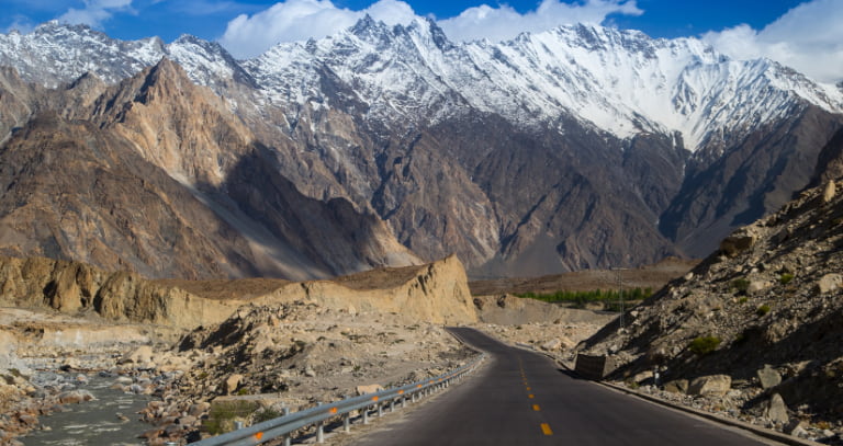 Dhauladhar Trekking Routes Trails for Every Trekker