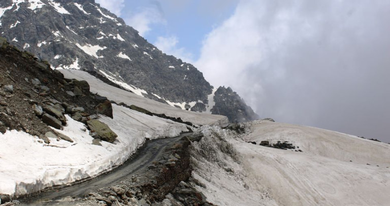 Sach Pass