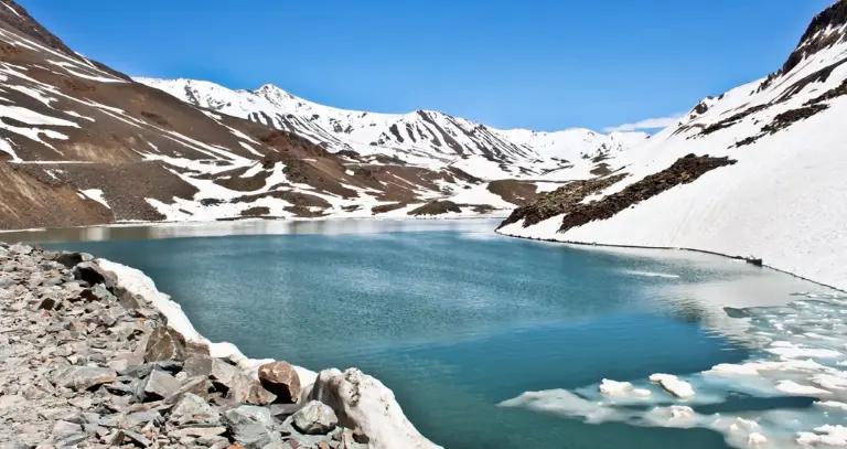 Best Time to Do the Bhrigu Lake Trek