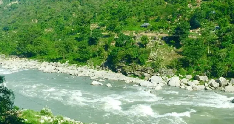 Best Time to Visit Beas River Manali