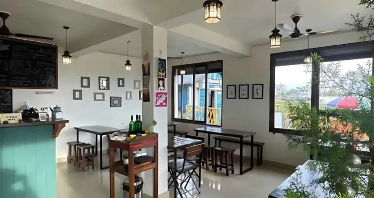 Charlie’s Cafe