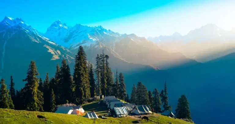 How to Reach Janjehli Valley