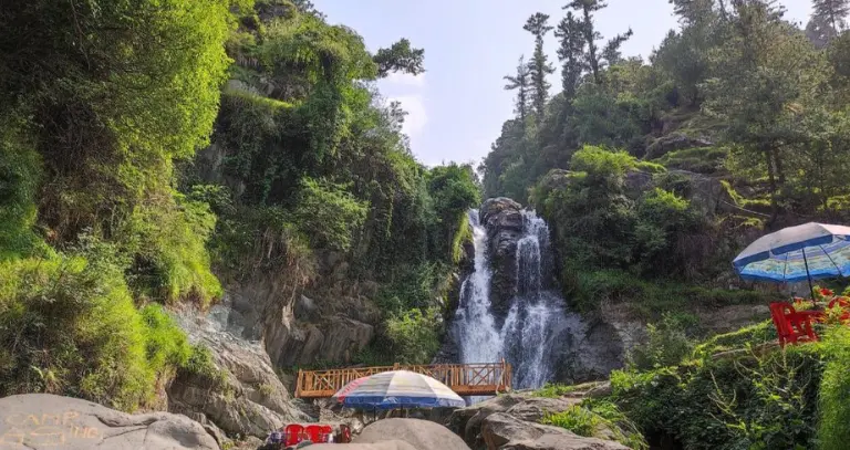 Best Time to Visit Lapas Waterfall