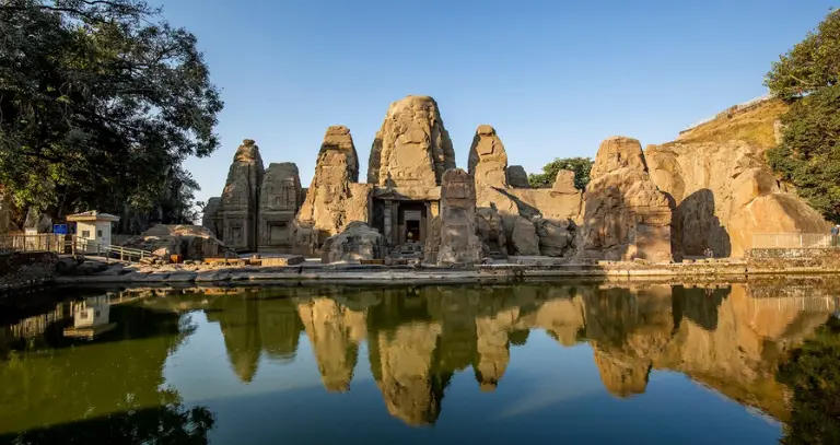 Masroor Temple Location and Accessibility