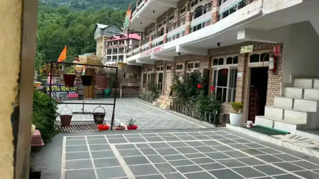 Japotra Homestay routside view
